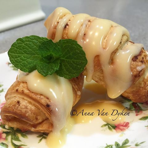 Apple Filled Croissant Pastries