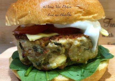 Mediterranean Chicken Burgers