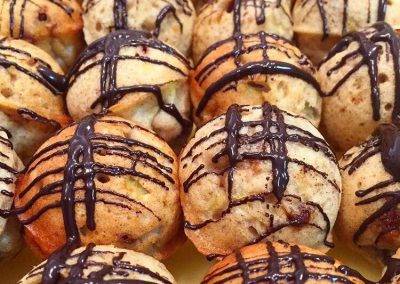 Banana & Choc Chip Cake Balls