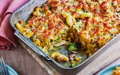 Cheesy Broccoli Tuna Pasta Bake